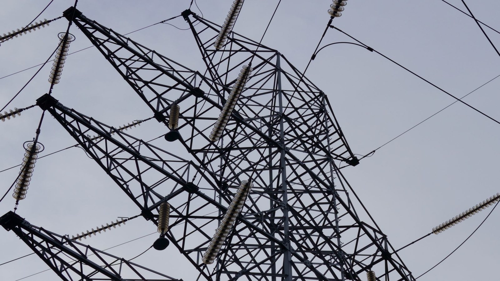 By 2041, The Average Installed Cost Of Utility-scale Battery Storage Systems Worldwide Will Fall Below 100 Dollars Per KWh, Less Than Half Of The 2020 Level.